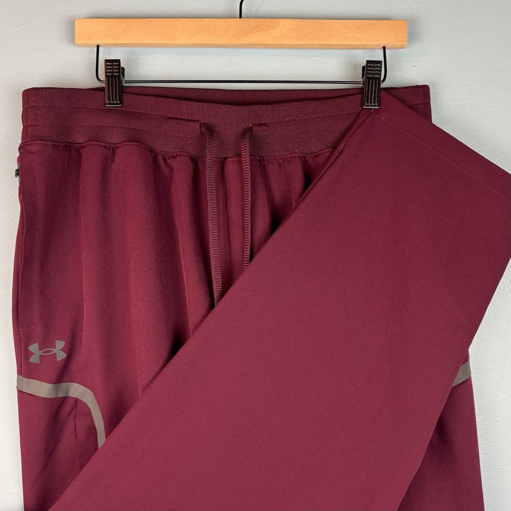 Under Armour Sportstyle Woven Elite Cargo Pants Mens XL Maroon Performance Gym‎